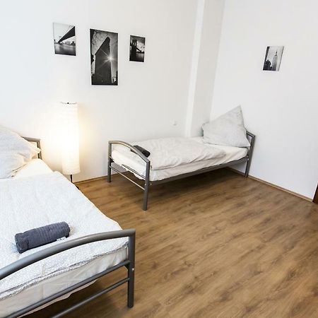 Avr Apartment Hof 1 Бремерхафен Экстерьер фото