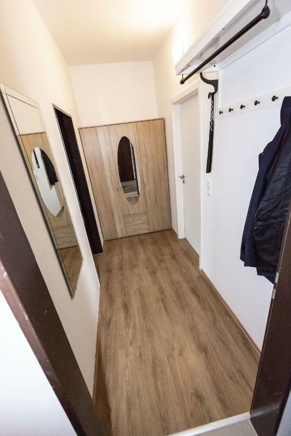Avr Apartment Hof 1 Бремерхафен Экстерьер фото